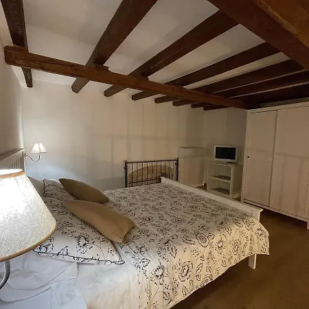 A Casa Di Dora